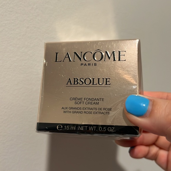 Lancome Other - LANCÔME Absolue Crème Fondante Regenerating Soft Cream 15 ml New Sealed GWP